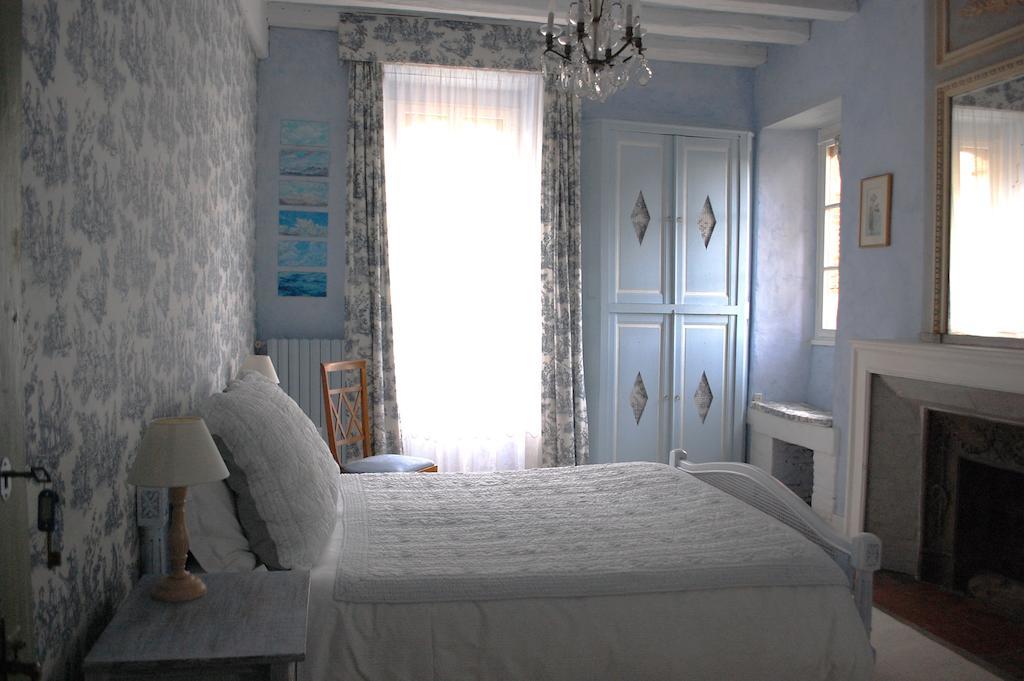 Montmirail  Maison Conti B&B 객실 사진